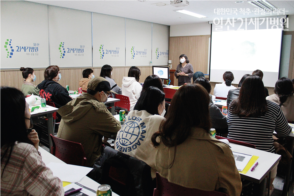 메인진짜 1장-08.jpg